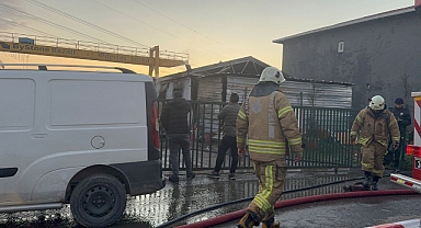 Sultanbeyli'de konteyner yangını: 3 kişi feci şekilde öldü
