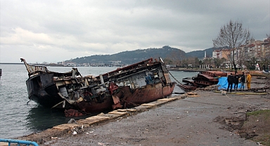 Zonguldak'ta batan geminin kayıp personeli 70 gündür aranıyor