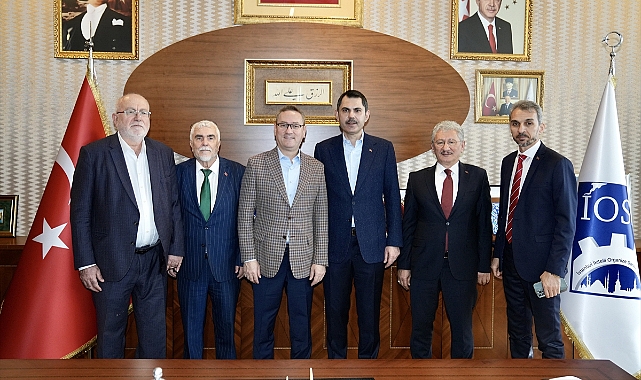 İBB Başkan adayı Murat Kurum, İkitelli Organize Sanayi Sitesi'ni ziyaret etti