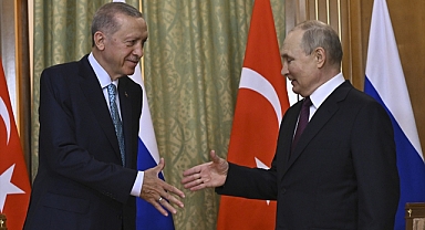 Kritik ziyaret öncesi Türkiye'ye övgü üstüne övgü!