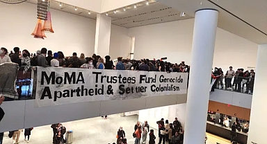 New York'ta Filistin destekçileri sanat müzesinden sesini duyurdu