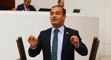 EYT ayrıntısı dikkatlerden kaçmadı! Özgür Karabat: Bütçede emekliye yer yok