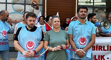 Memurlardan zincirli protesto!