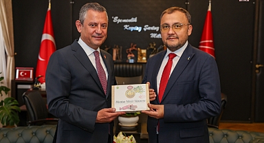 Özgür Özel, Ukrayna Büyükelçisi Vasil Bodnar ile görüştü