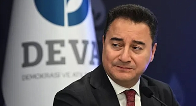 Ali Babacan’dan Instagram’a getirilen kısıtlamaya tepki