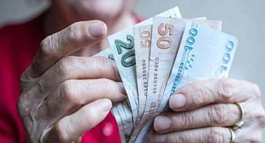 Tarihte ilk kez olacak: Emekliler ile ilgili flaş gelişme!