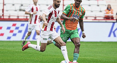 Antalyaspor sahasında Alanyaspor’u 2-1 mağlup etti
