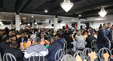 Elazığlılar 1700 kişiye iftar verdi