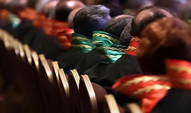 Hakim ve savcıların görevde yükselme kararları Resmi Gazete'de yayımlandı