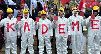 İktidara yakın gazete duyurdu: Çalışma hayatında köklü değişiklikler ve sosyal güvenlik sisteminde yenilikler geliyor! İşte tüm başlıklar!