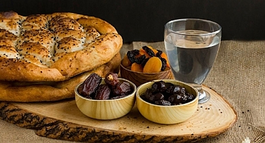 Ramazan’da dengeli beslenme için 4 besin grubu önerisi