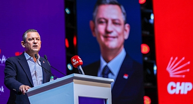 CHP Genel Başkanı Özgür Özel, 15. Olağan Kadın Kolları Kurultayı'na katılarak konuşma yaptı!